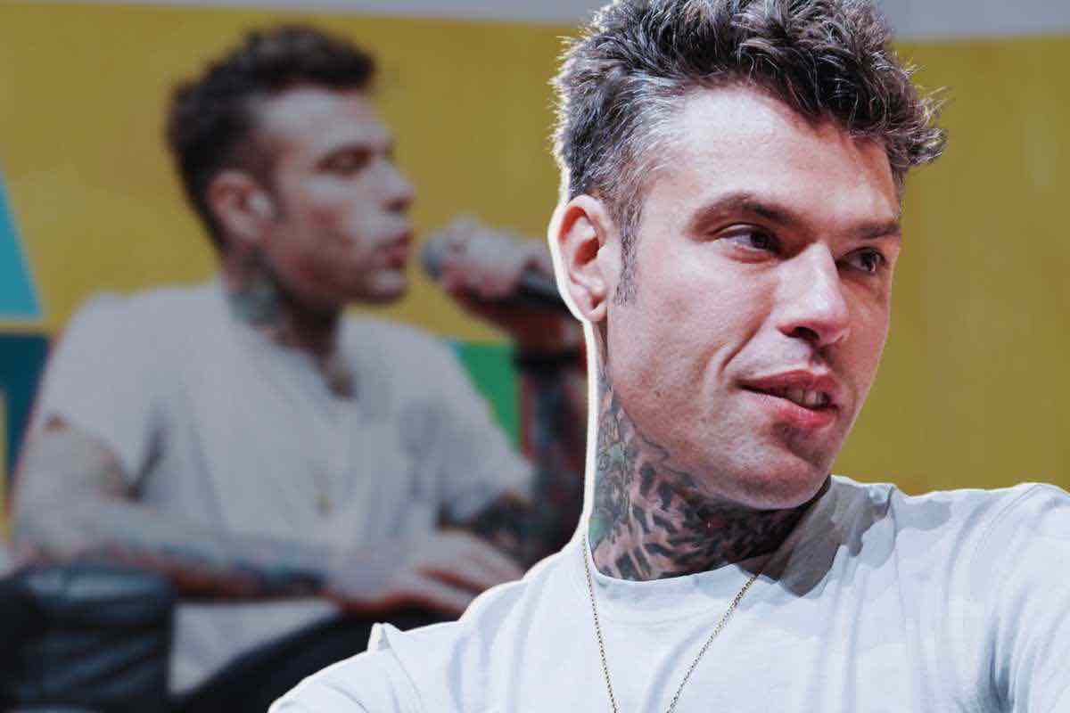 Fedez aereo imprevisto